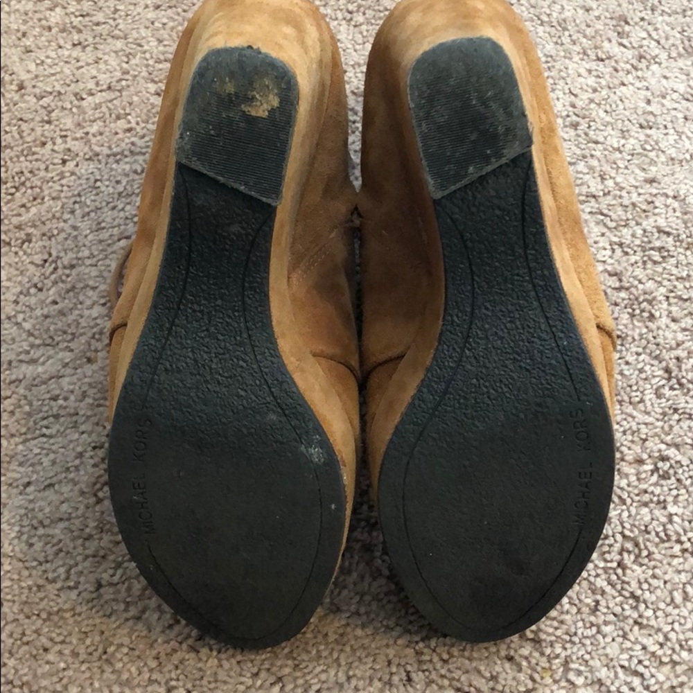 Michael Kors Jada Ankle Boot in Suede - Picture 4 of 4